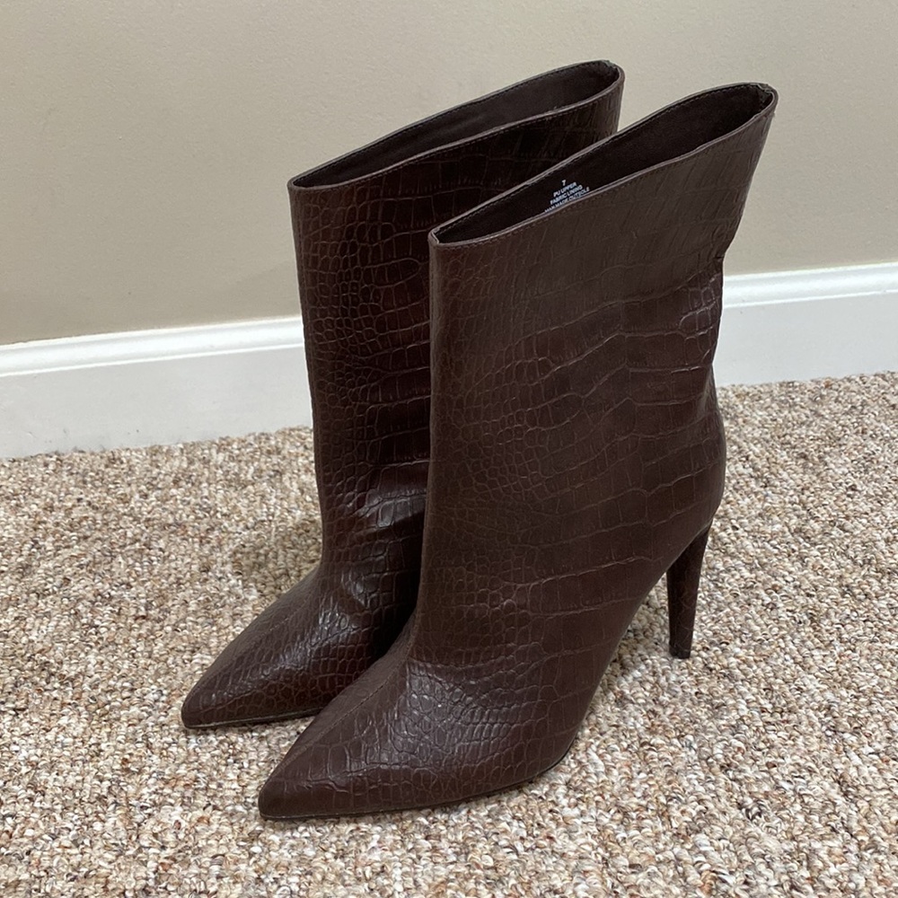 Express textured boots